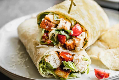 🌯 Fake Chick’n Caesar Wrap – Crisp & Creamy