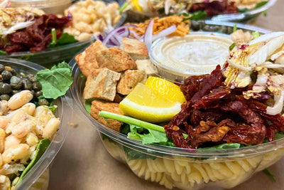 🥗 Vegan Chick’n Caesar Pasta Salad – Crisp & Creamy