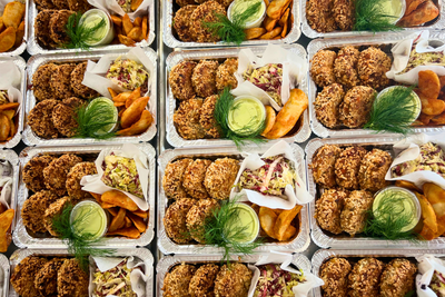 1: 🦀 Crab Cakes & Wedges – Fresh, Zesty & Ocean-Inspired