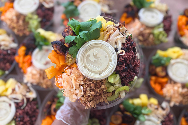 🍍 Jerk Jackfruit Salad – Sweet Heat & Island Vibes