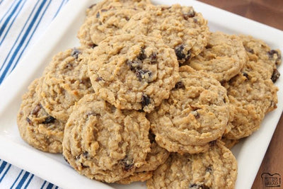 Oatmeal Raisin Cookies (6)