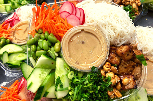 🥢 Citrus Tempeh Noodle Bowl – Fresh, Crunchy & Zesty